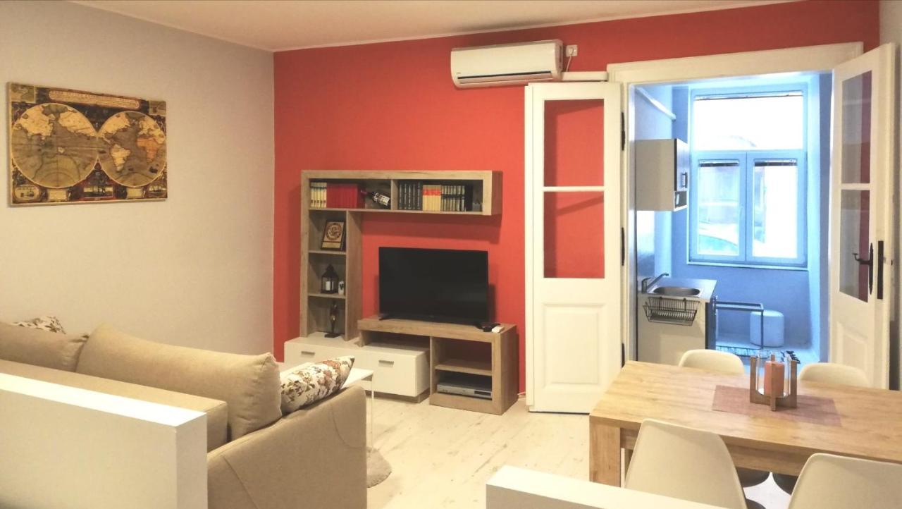Apartman Park Subotica Ngoại thất bức ảnh
